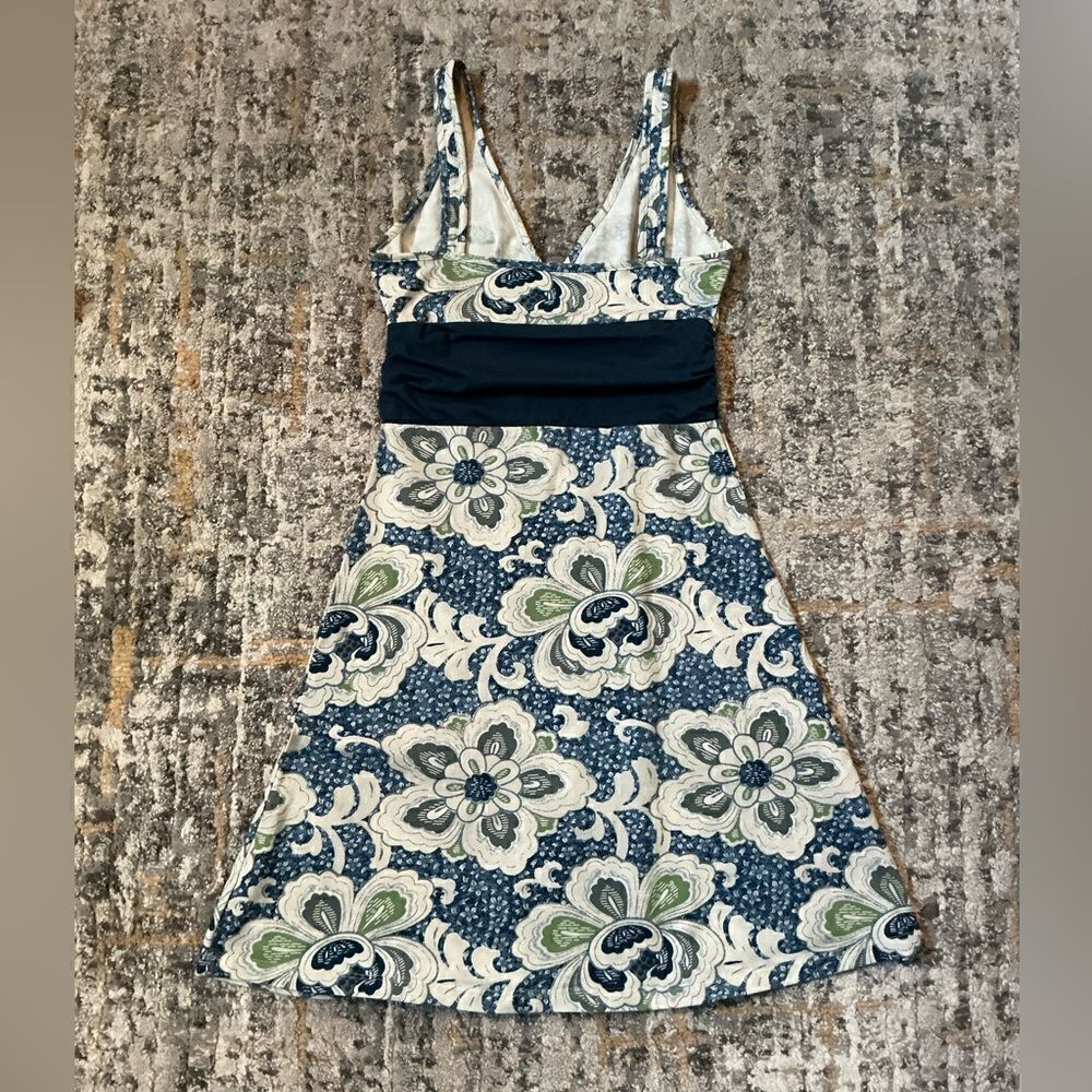 WOMEN’S PATAGONIA FLORAL ACTIVE DRESS! EUC! SIZE M - Picture 9 of 9